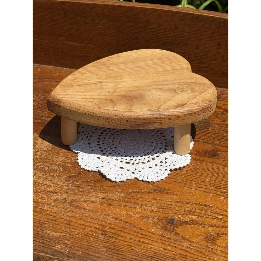 Vintage Wooden Heart Shaped Stool Plant Stand Decorative Riser Cottage Farm 9